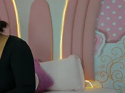 SofiaaBigBoobs online show from 14, 11, 2025