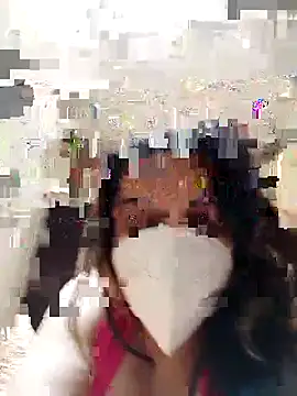 Snapshot of DuDu_Sexygirl chatting on 8, 10, 2025 DuDu Sexygirl online show from 8, 10, 2025