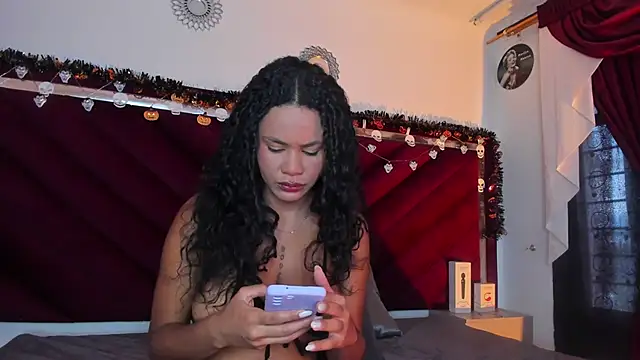 Jade Thonson1 online show from 25, 10, 2025