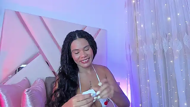 Jade Thonson1 online show from 28, 5, 2026