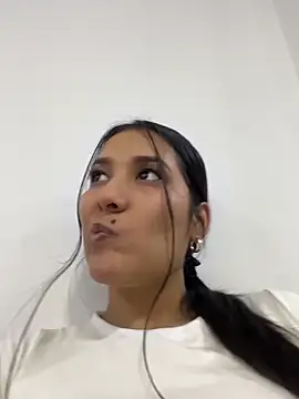 Snapshot of IsabellaJoness_ chatting on 21, 2, 2026 IsabellaJoness online show from 21, 2, 2026