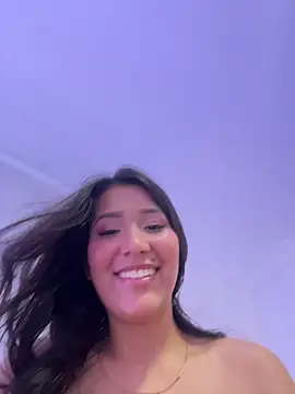 IsabellaJoness  online show from 19, 3, 2026