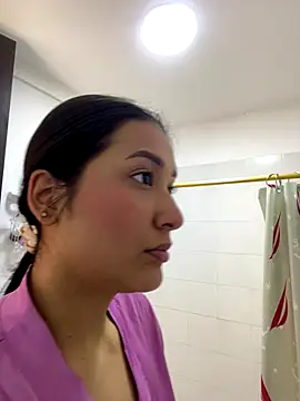 IsabellaJoness  online show from 21, 10, 2025