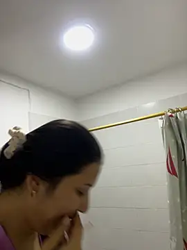 IsabellaJoness  online show from 7, 11, 2025