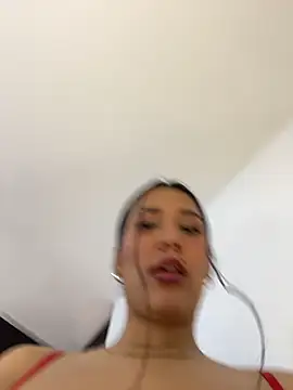 IsabellaJoness  online show from 5, 3, 2026