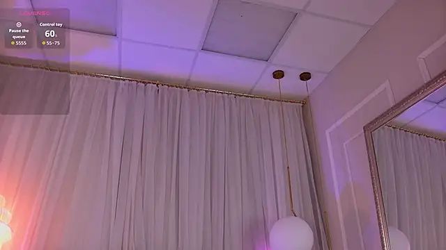 Snapshot of Cindy_Mills chatting on 25, 11, 2025 Cindy Mills online show from 25, 11, 2025