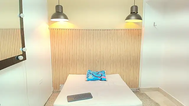 Frayhot777 online show from 8, 1, 2026