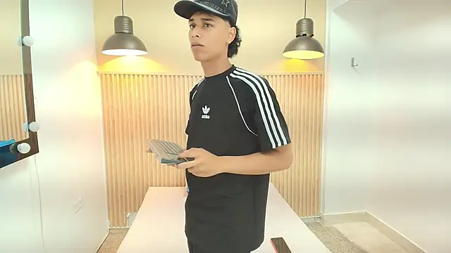 Frayhot777 online show from 10, 1, 2026