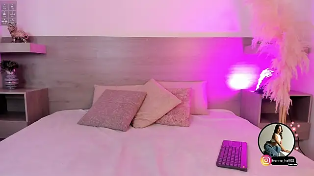 Ivana Hall online show from 2, 10, 2025