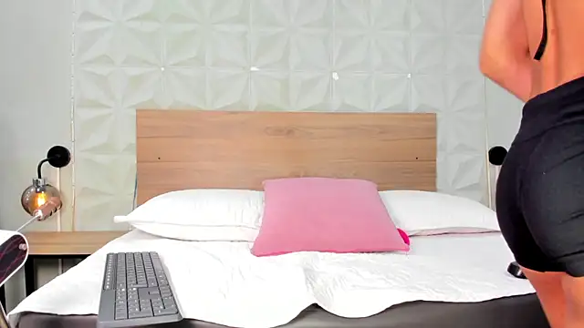 ValeryTrans  online show from 1, 3, 2026