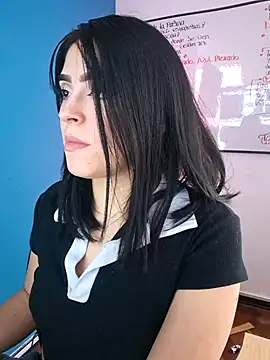 Zafira  online show from 14, 11, 2025