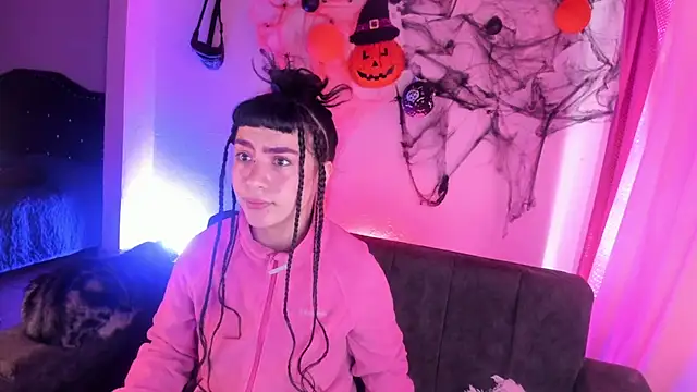 kitty  chs online show from 13, 11, 2025