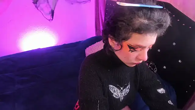 kitty  chs online show from 9, 11, 2025