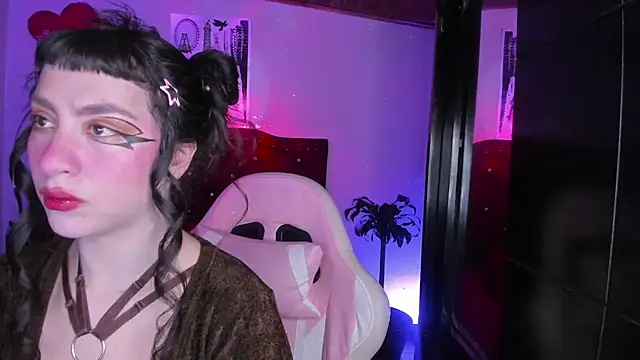 kitty  chs online show from 4, 3, 2026