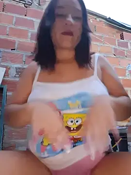 Snapshot of hot-mom22 chatting on 5, 10, 2025 hot-mom22 online show from 5, 10, 2025