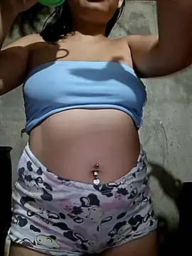 Snapshot of hot-mom22 chatting on 16, 10, 2025 hot-mom22 online show from 16, 10, 2025