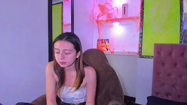 lala clark online show from 3, 11, 2025