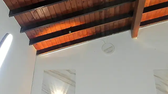 Charlotte-Smit online show from 1, 11, 2025