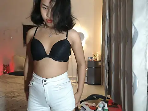EllieYoon online show from 2, 4, 2026