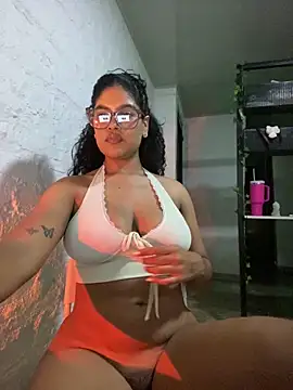 Snapshot of miiabrown18 chatting on 12, 6, 2026 miiabrown18 online show from 12, 6, 2026