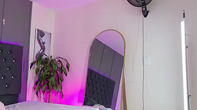 Kataaleya  12 online show from 28, 10, 2025