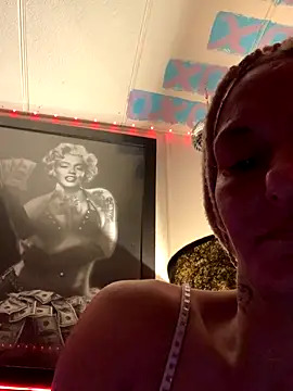 blondebarbiebae online show from 23, 9, 2025