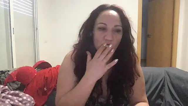 paula19800 online show from 7, 11, 2025