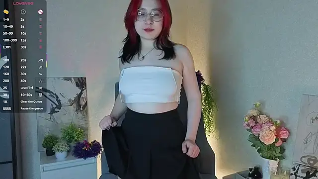 NyamNyamNyammm online show from 20, 10, 2025