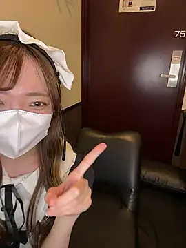 Snapshot of Moe_v_v chatting on 30, 10, 2025 Moe v v online show from 30, 10, 2025