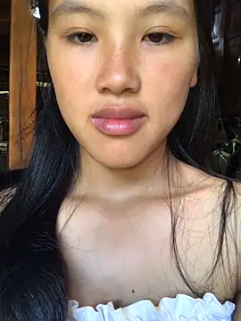 Mai lovely online show from 28, 9, 2025