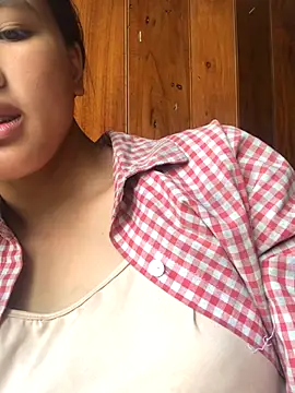 Mai lovely online show from 3, 10, 2025