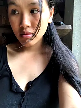 Mai lovely online show from 26, 9, 2025