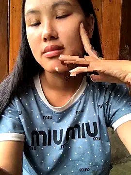 Mai lovely online show from 14, 10, 2025