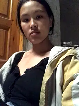 Mai lovely online show from 8, 10, 2025