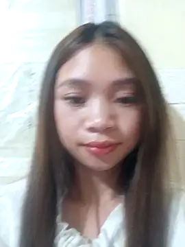 Mayy1 online show from 3, 11, 2025