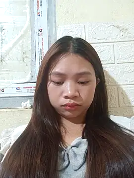 Mayy1 online show from 3, 12, 2025