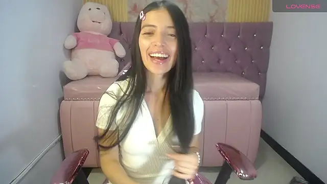 cynthia ch online show from 14, 11, 2025