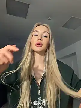 MaryDavies online show from 4, 4, 2026