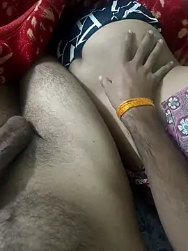 Snapshot of svnqueen chatting on 13, 11, 2025 svnqueen online show from 13, 11, 2025