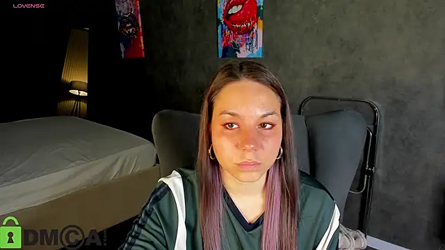 Al1ice Moures online show from 28, 10, 2025