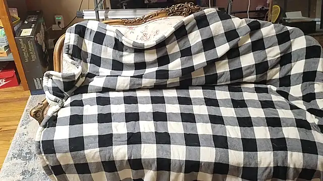 xofrankiefinexo online show from 4, 3, 2026