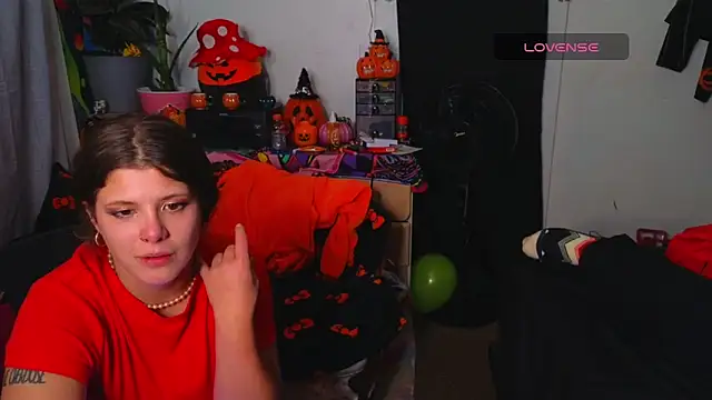 xofrankiefinexo online show from 19, 10, 2025