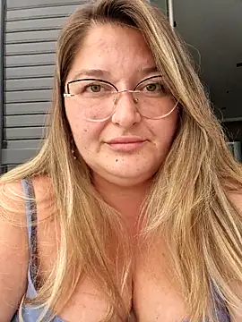 HornyBella88 online show from 26, 9, 2025