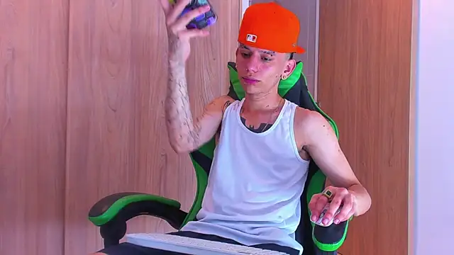 Skinny batman online show from 5, 10, 2025