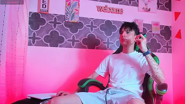 Skinny batman online show from 14, 1, 2026