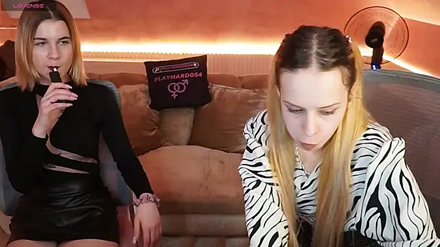 Snapshot of Luchi_Sun chatting on 13, 11, 2025 Luchi Sun online show from 13, 11, 2025