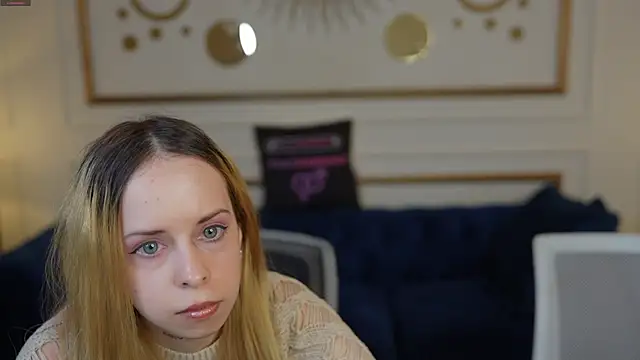 Snapshot of Luchi_Sun chatting on 20, 10, 2025 Luchi Sun online show from 20, 10, 2025