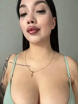 kiss Lissa online show from 19, 12, 2025