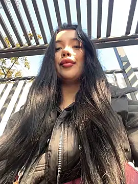 kiss Lissa online show from 7, 11, 2025