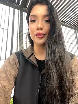 kiss Lissa online show from 12, 11, 2025